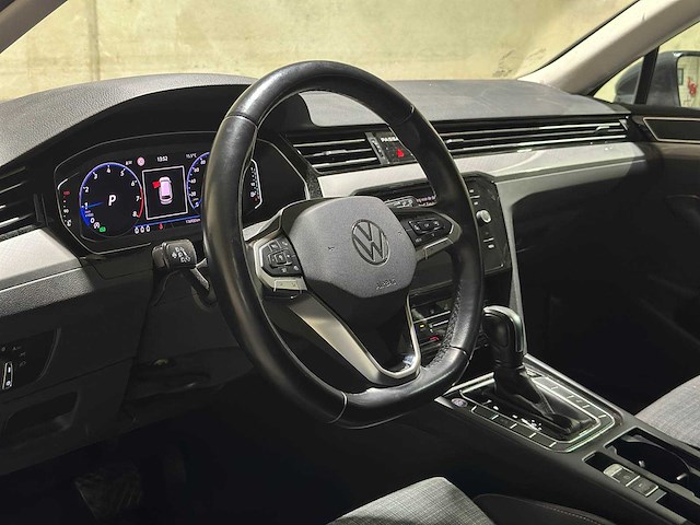 Volkswagen passat variant 1.5 tsi business 150pk 2020 (origineel-nl+1e eignaar), j-046-xk - afbeelding 6 van  24