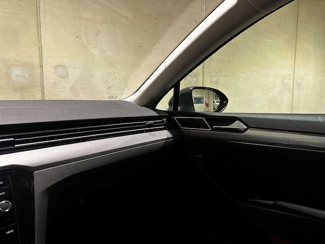Volkswagen passat variant 1.5 tsi business 150pk 2020 (origineel-nl+1e eignaar), j-046-xk - afbeelding 14 van  24