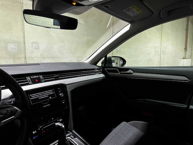 Volkswagen passat variant 1.5 tsi business 150pk 2020 (origineel-nl+1e eignaar), j-046-xk - afbeelding 13 van  35