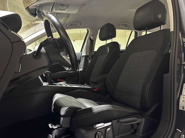 Volkswagen passat variant 1.5 tsi business 150pk 2020 (origineel-nl+1e eignaar), j-046-xk - afbeelding 22 van  35