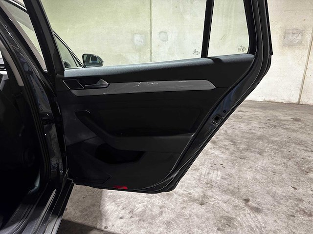 Volkswagen passat variant 1.5 tsi business 150pk 2020 (origineel-nl+1e eignaar), j-046-xk - afbeelding 35 van  35