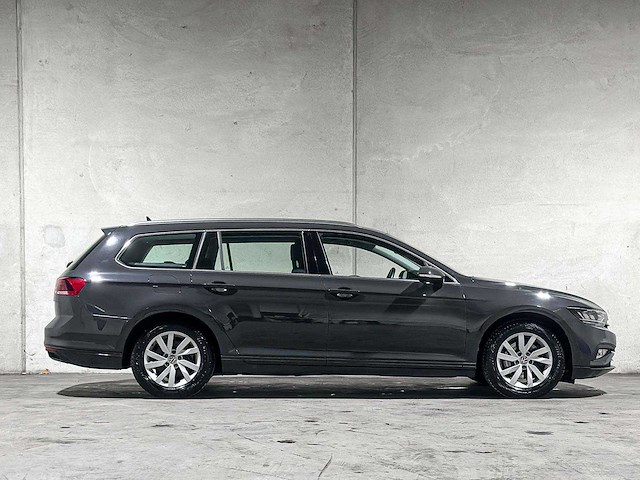 Volkswagen passat variant 1.5 tsi business 150pk 2020 (origineel-nl+1e eignaar), j-046-xk - afbeelding 34 van  35