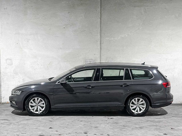 Volkswagen passat variant 1.5 tsi business 150pk 2020 (origineel-nl+1e eignaar), j-046-xk - afbeelding 1 van  29