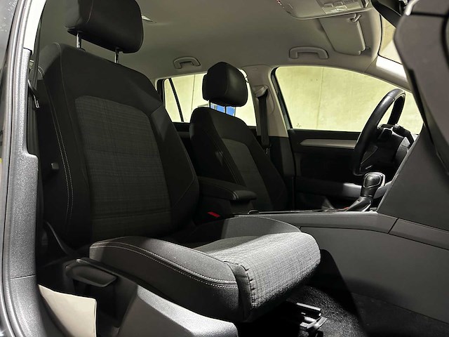 Volkswagen passat variant 1.5 tsi business 150pk 2020 (origineel-nl+1e eignaar), j-046-xk - afbeelding 36 van  44