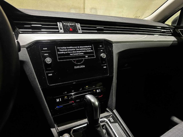Volkswagen passat variant 1.5 tsi business 150pk 2020 (origineel-nl+1e eignaar), j-046-xk - afbeelding 15 van  28