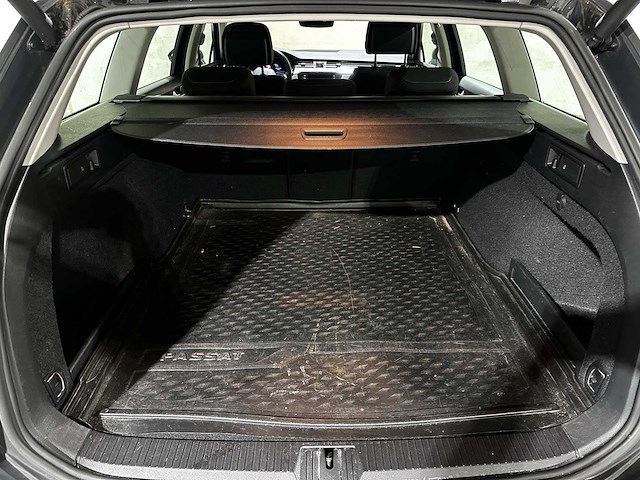 Volkswagen passat variant 1.5 tsi business 150pk 2020 (origineel-nl+1e eignaar), j-046-xk - afbeelding 39 van  44