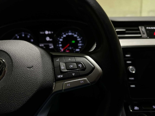 Volkswagen passat variant 1.5 tsi comfort business 7-dsg 150pk 2020 (origineel-nl + 1 eigenaar), h-063-tt - afbeelding 6 van  43
