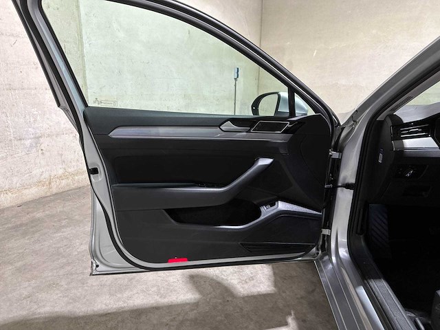 Volkswagen passat variant 1.5 tsi comfort business 7-dsg 150pk 2020 (origineel-nl + 1 eigenaar), h-063-tt - afbeelding 39 van  43