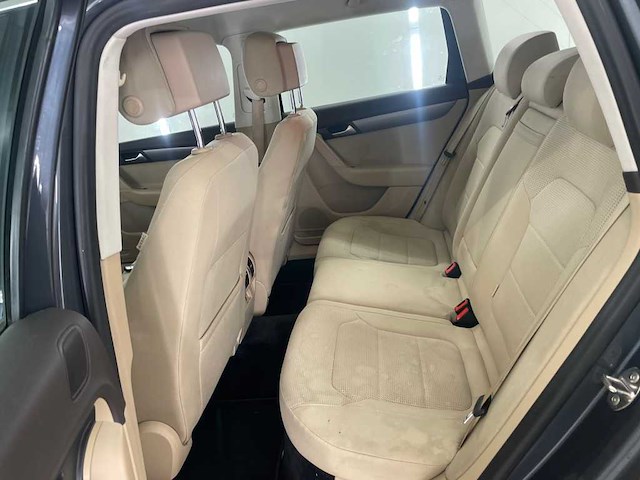 Volkswagen passat variant 1.6 tdi comfortline executive; 3-tbk-91 - afbeelding 8 van  17