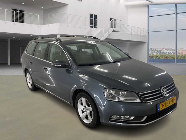 Volkswagen passat variant 1.6 tdi comfortline executive; 3-tbk-91 - afbeelding 11 van  17