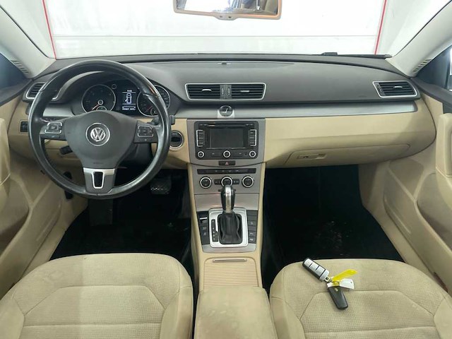 Volkswagen passat variant 1.6 tdi comfortline executive; 3-tbk-91 - afbeelding 16 van  17
