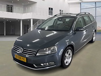 Volkswagen passat variant 1.6 tdi comfortline executive; 3-tbk-91