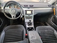 Volkswagen passat variant 1.6 tdi highline bluemotion* 35-rkf-6 - afbeelding 12 van  14