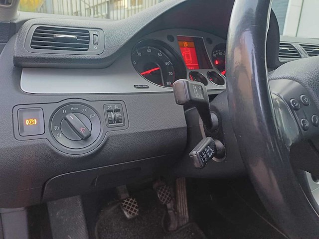 Volkswagen passat variant 1.8 tfsi comfortline, 40-gbs-2 - afbeelding 15 van  22