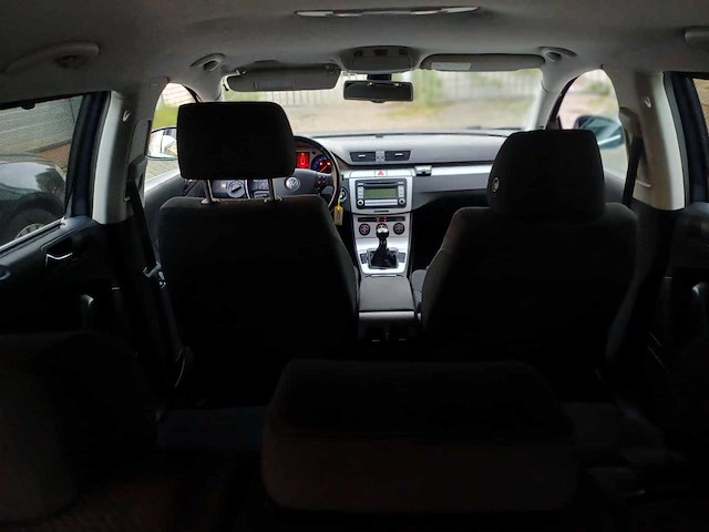 Volkswagen passat variant 1.8 tfsi comfortline, 40-gbs-2 - afbeelding 13 van  19