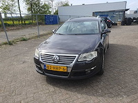 Volkswagen passat variant 1.8 tfsi highlin, 82-hrp-6 - afbeelding 1 van  4