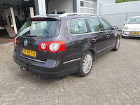 Volkswagen passat variant 1.8 tfsi highlin, 82-hrp-6 - afbeelding 3 van  9