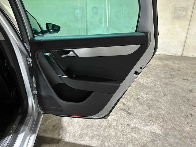 Volkswagen passat variant 1.8 tsi highline 160pk 2011 (origineel-nl), 71-rpv-9 - afbeelding 10 van  14
