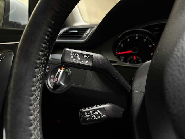 Volkswagen passat variant 1.8 tsi highline 160pk 2011 (origineel-nl), 71-rpv-9 - afbeelding 19 van  55