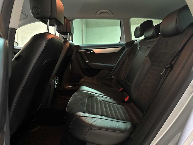 Volkswagen passat variant 1.8 tsi highline 160pk 2011 (origineel-nl), 71-rpv-9 - afbeelding 30 van  55