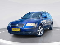 Volkswagen passat variant 1.9 tdi | 96-nt-bl i - afbeelding 1 van  24