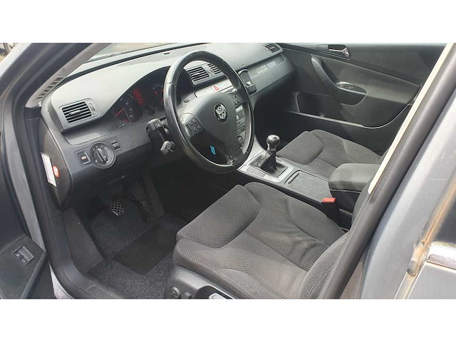 Volkswagen passat variant 2.0 fsi comfortl.bns , 87-xd-fh - afbeelding 11 van  15