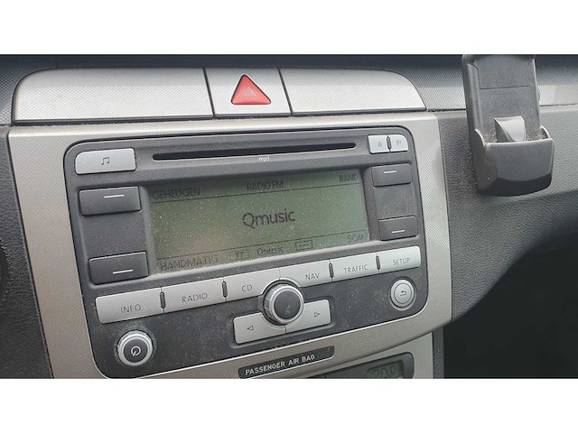 Volkswagen passat variant 2.0 fsi comfortl.bns , 87-xd-fh - afbeelding 4 van  15