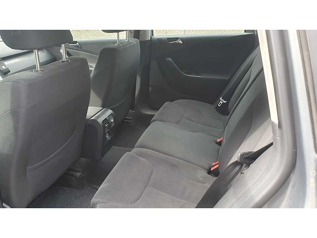 Volkswagen passat variant 2.0 fsi comfortl.bns , 87-xd-fh - afbeelding 12 van  15