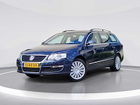 Volkswagen passat variant 2.0 fsi comfortline 2005 | 33-rx-vx - afbeelding 1 van  25