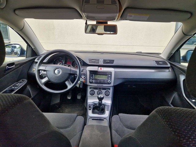 Volkswagen passat variant 2.0 fsi comfortline 2005 | 33-rx-vx - afbeelding 19 van  25