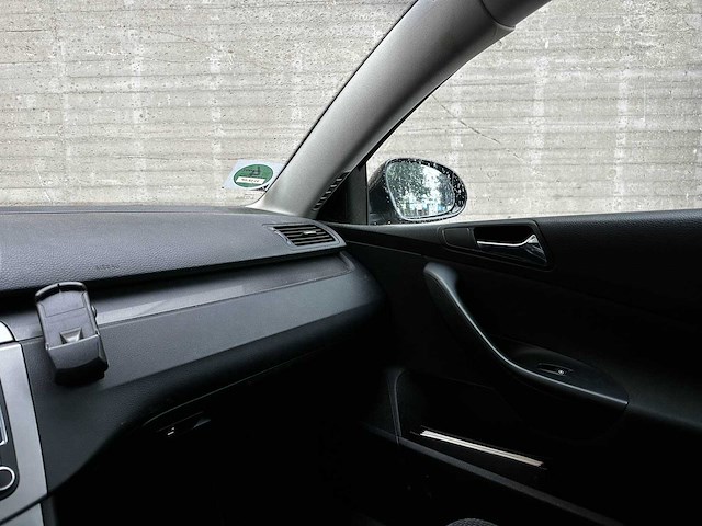 Volkswagen passat variant 2.0 fsi comfortline business 150pk 2007 (origineel-nl), 93-tp-dp - afbeelding 10 van  26