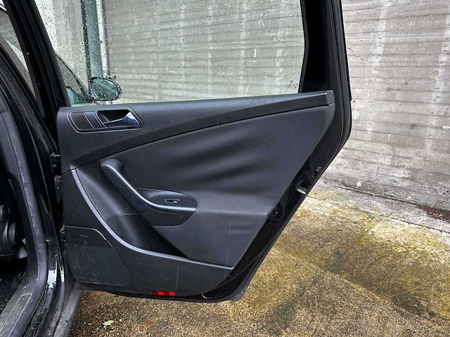 Volkswagen passat variant 2.0 fsi comfortline business 150pk 2007 (origineel-nl), 93-tp-dp - afbeelding 16 van  26