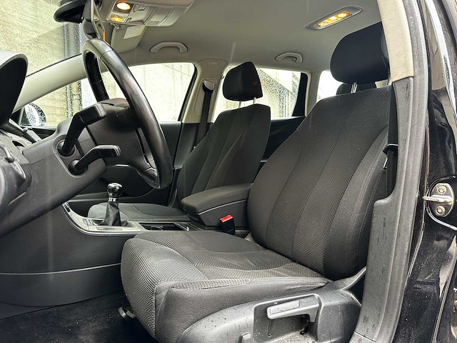 Volkswagen passat variant 2.0 fsi comfortline business 150pk 2007 (origineel-nl), 93-tp-dp - afbeelding 2 van  11