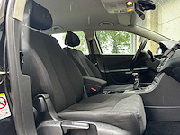 Volkswagen passat variant 2.0 fsi comfortline business 150pk 2007 (origineel-nl), 93-tp-dp - afbeelding 9 van  11