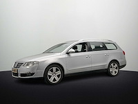 Volkswagen passat variant 2.0 fsi highline 2006 - afbeelding 13 van  15