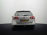 Volkswagen passat variant 2.0 fsi highline 2006 - afbeelding 14 van  15
