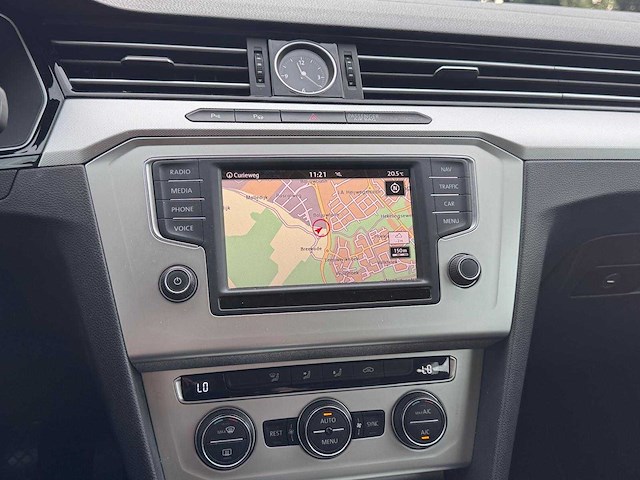 Volkswagen passat variant 2.0 tdi highline automaat,* tf-791-x - afbeelding 3 van  17