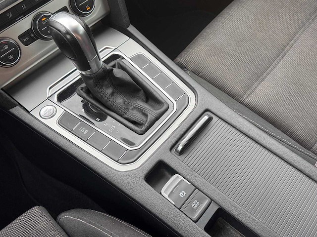 Volkswagen passat variant 2.0 tdi highline automaat,* tf-791-x - afbeelding 4 van  17