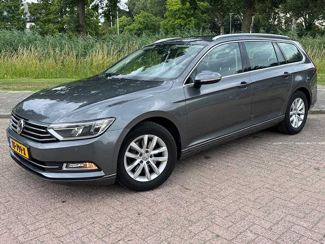 Volkswagen passat variant 2.0 tdi highline automaat,* tf-791-x - afbeelding 1 van  17