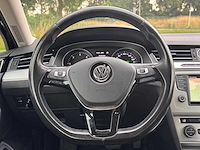 Volkswagen passat variant 2.0 tdi highline automaat,* tf-791-x - afbeelding 17 van  17