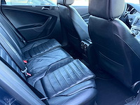 Volkswagen passat variant 3.2 v6 highline 4 motion 84-st-nz - afbeelding 1 van  4