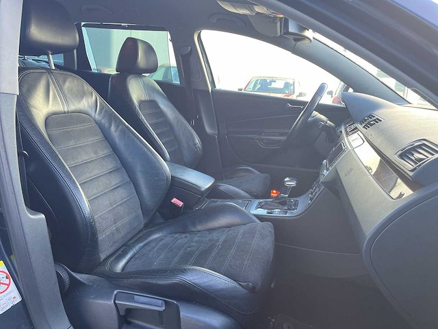 Volkswagen passat variant 3.2 v6 highline 4motion 2007 | 93-xb-kr - afbeelding 14 van  22