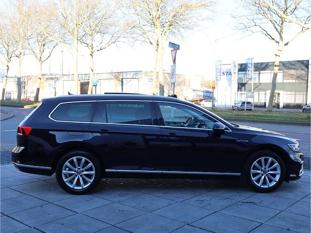 Volkswagen passat variant gte 1.4 tsi phev 218pk automaat 2021 - afbeelding 46 van  49