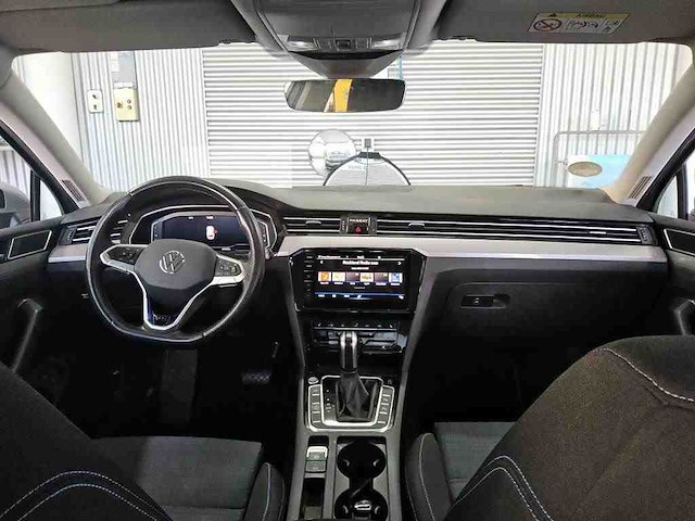 Volkswagen passat variant gte 1.4 tsi phev 218pk automaat 2021 - afbeelding 16 van  20