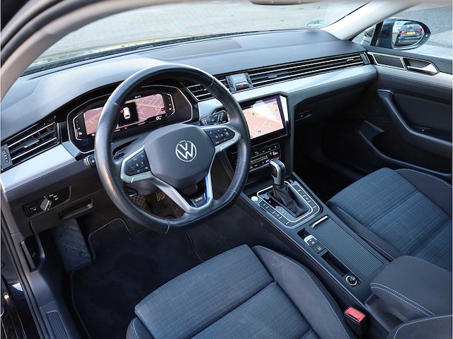 Volkswagen passat variant gte 1.4 tsi phev 218pk automaat 2021 - afbeelding 3 van  49