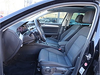 Volkswagen passat variant gte 1.4 tsi phev 218pk automaat 2021 - afbeelding 4 van  49