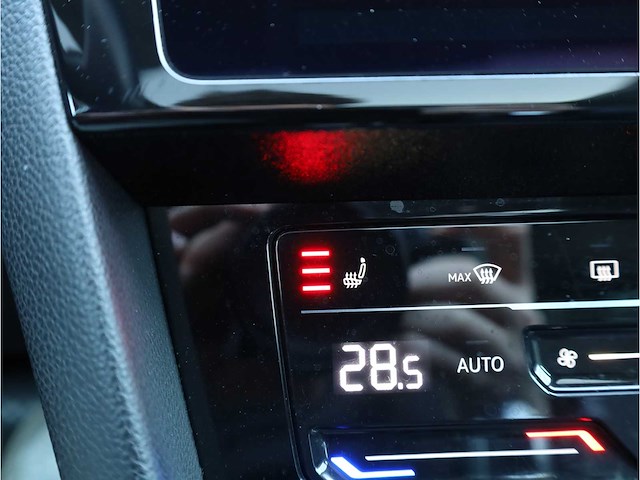 Volkswagen passat variant gte 1.4 tsi phev 218pk automaat 2021 - afbeelding 17 van  49