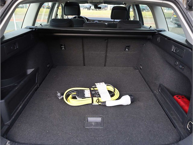 Volkswagen passat variant gte 1.4 tsi phev 218pk automaat 2021 - afbeelding 24 van  40