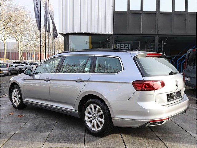 Volkswagen passat variant gte 1.4 tsi phev 218pk automaat 2021 - afbeelding 23 van  40