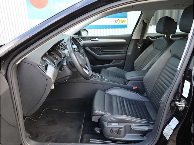 Volkswagen passat variant gte 1.4 tsi phev 218pk automaat 2021 - afbeelding 28 van  31